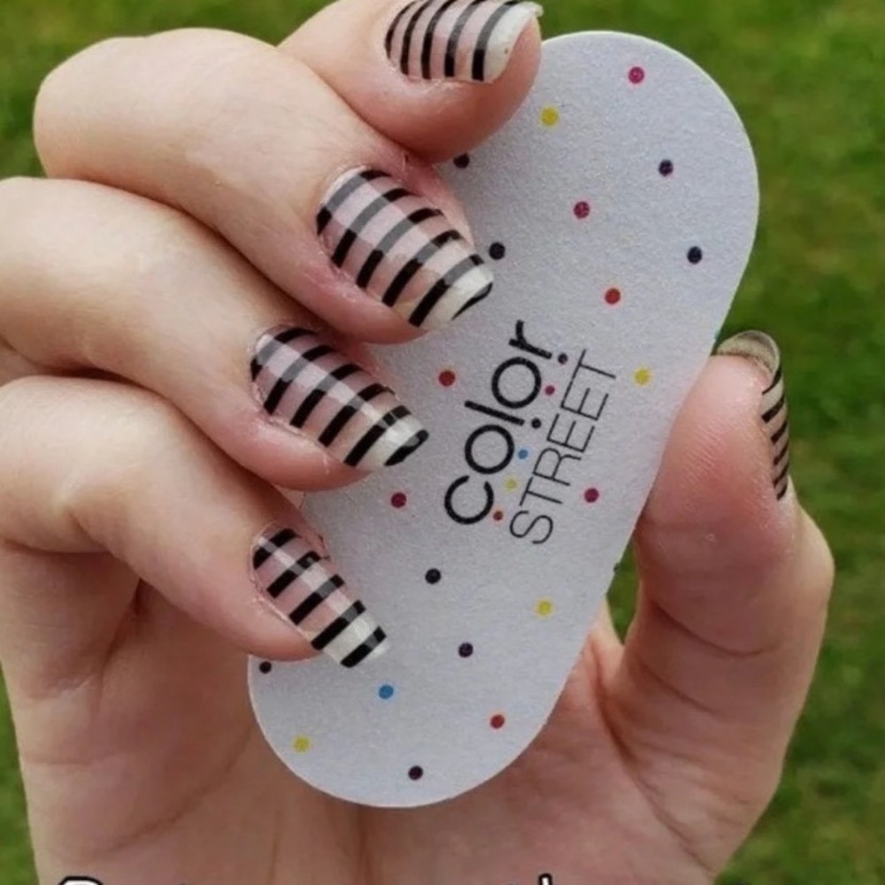 Color Street Between The Lines Nail Polish Strips Black Clear Stripes FDL029 NEW